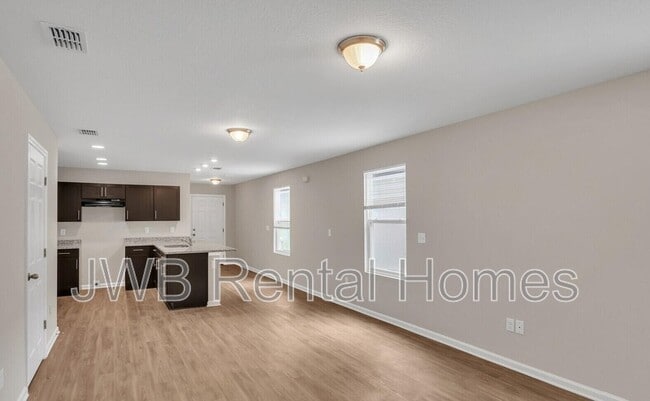 Building Photo - 7609 Eaton Ave