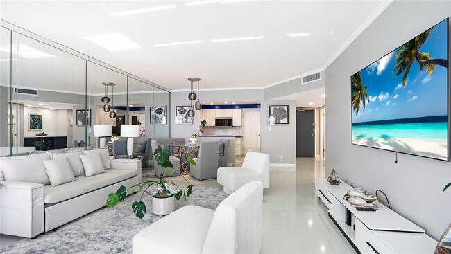 Building Photo - 3550 Galt Ocean Dr