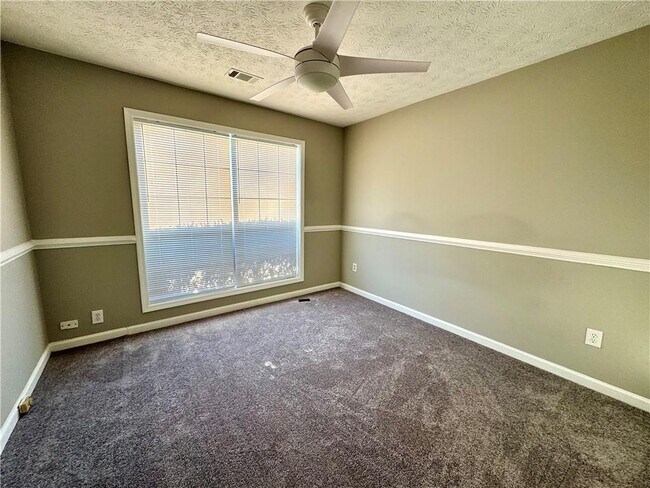 Building Photo - 1255 Avalon Dr