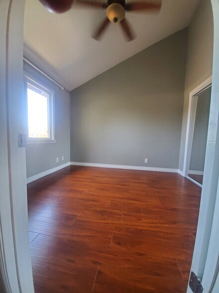 Building Photo - 11 Clove Blossom