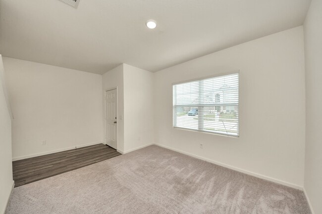 Building Photo - 5819 Bright Keel Dr