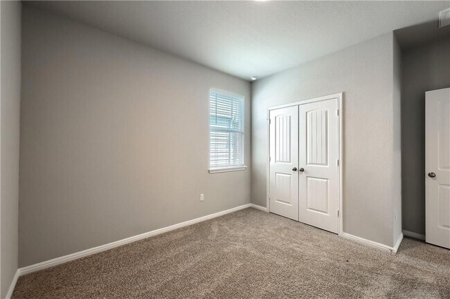Building Photo - 212 Strand Ln
