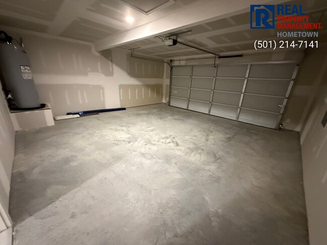 Building Photo - 1281 Meadows Dr