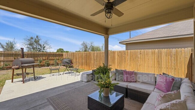 Building Photo - 2913 Brogan Creek