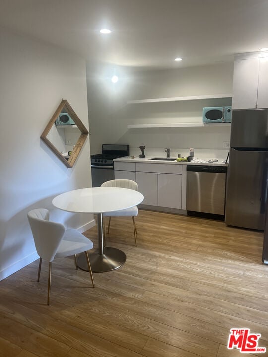 Building Photo - 7040 Semrad Rd