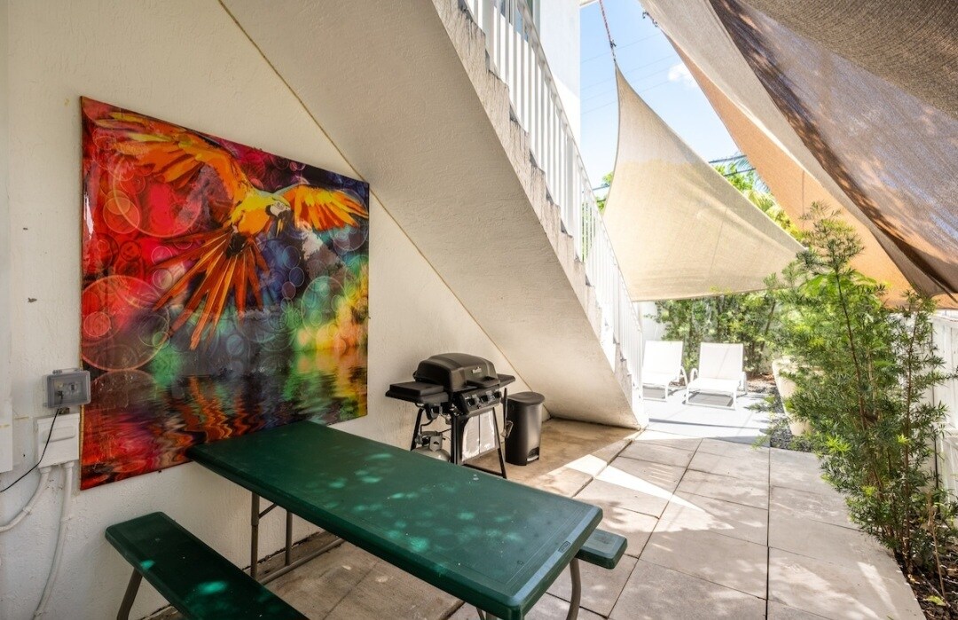 Building Photo - 1922 Garfield St