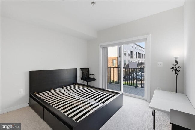 Building Photo - 13538 Sayward Blvd