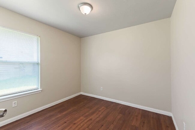 Building Photo - 14954 Huntington Willow Ln