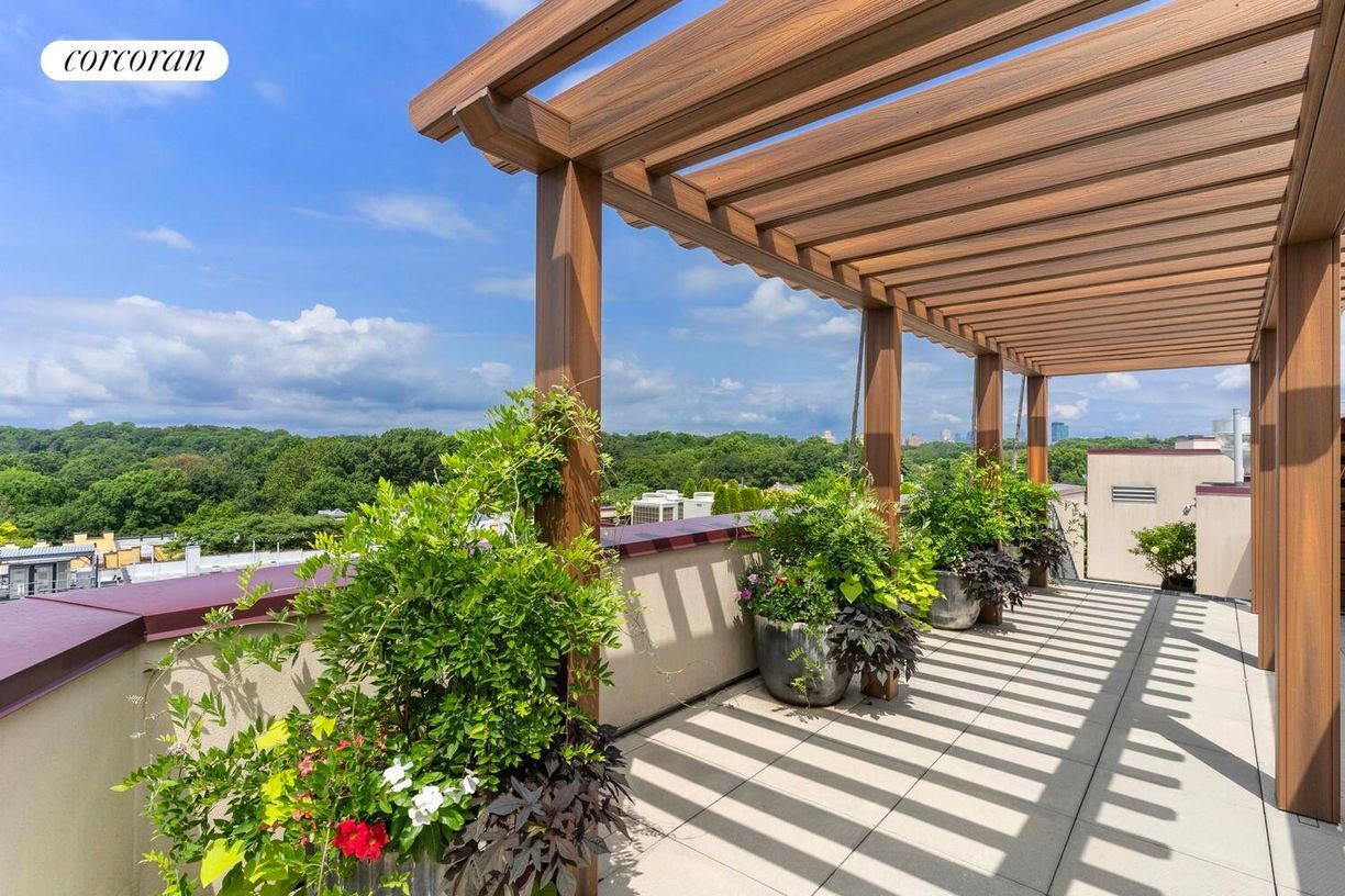 Building Photo - 510 Flatbush Ave