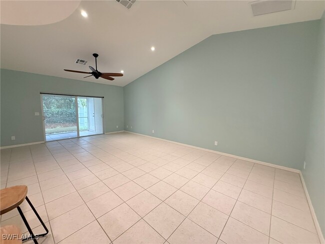 Building Photo - 8328 Matanzas Rd