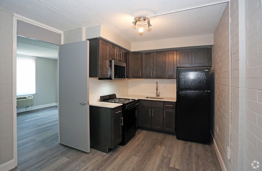 Academia Suites 1100 W Godfrey St Philadelphia PA 19141 Apartment