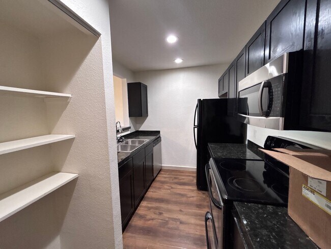 Building Photo - 108-E Eden at Avondale