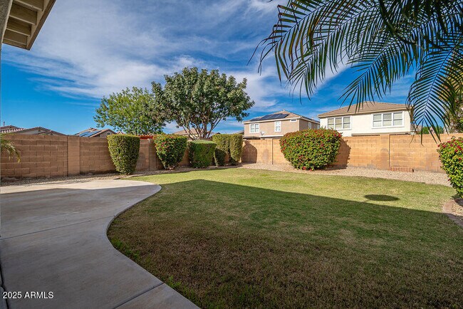 Building Photo - 18272 W Bridger St