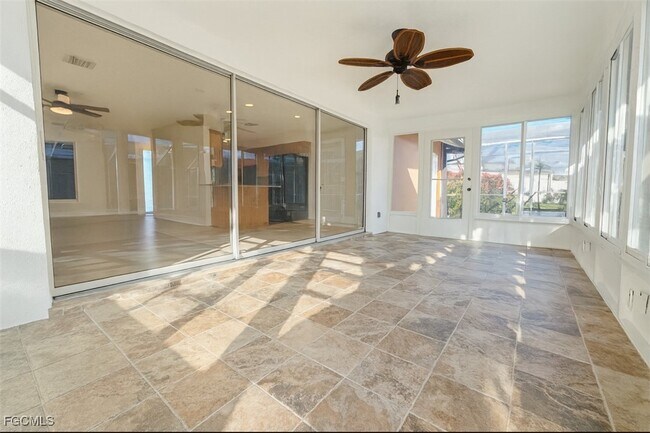 Building Photo - 732 Sesame Ct