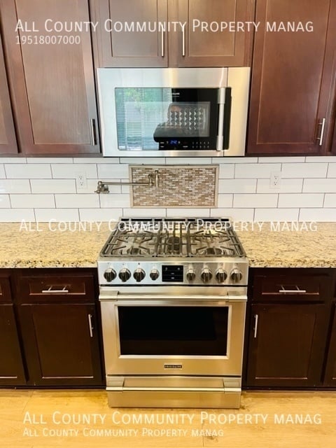 Building Photo - 25255 High Plains Ct