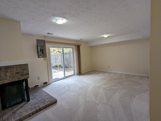 family/recreation room - lower level - 3574 Lowlen Ct
