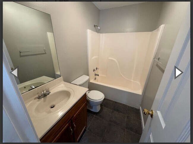 Building Photo - 3 bed 3 bath house! Water and Internet included!!