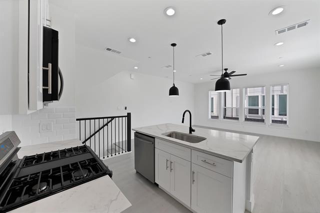 Building Photo - 7207 Mohawk Dr