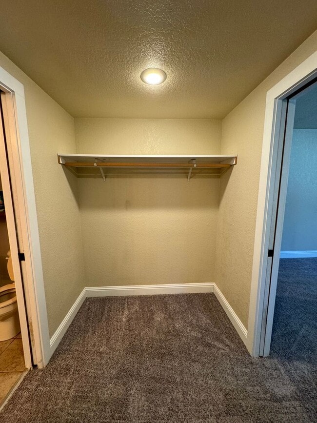 Building Photo - 3 bed 2.5 bath near Pacific Terrace