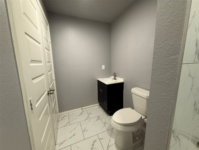 Building Photo - 23515 Briarcreek Blvd