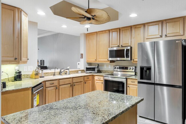 Building Photo - Whitley Bay - Waterview Condo for Rent