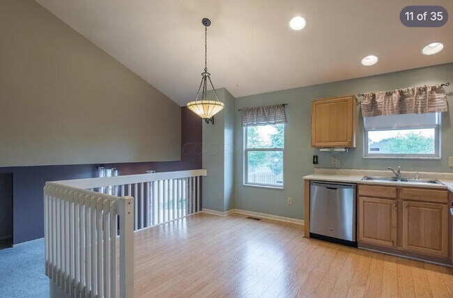 Building Photo - 5499 Glenchester Dr