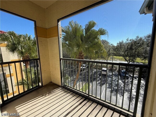 Building Photo - 11490 Villa Grand