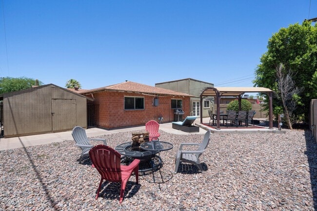 Building Photo - 8201 E Montecito Ave