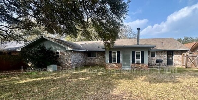 Building Photo - 2320 Melrose Ave