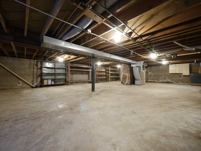 Building Photo - 209 Schober Ave