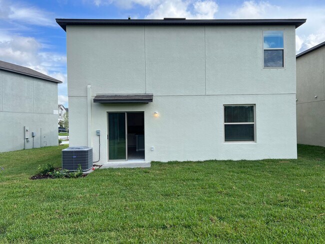 Building Photo - 12032 Miracle Mile Dr- Timber Creek