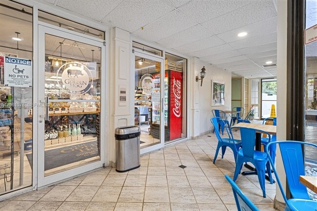 Building Photo - 151 Crandon Blvd