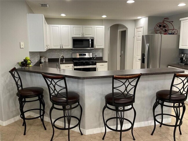 Building Photo - 532 Dolcetto Dr
