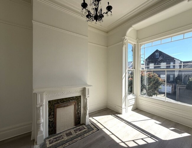 Building Photo - 1914 Golden Gate Ave