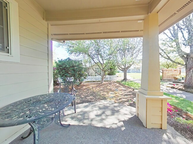 Building Photo - 3 Bedroom House ~ Close to Downtown ~ 55+ ...