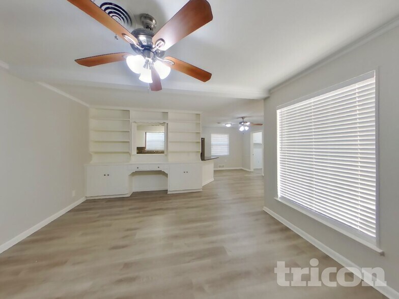 Building Photo - 3240 Springwood Ln