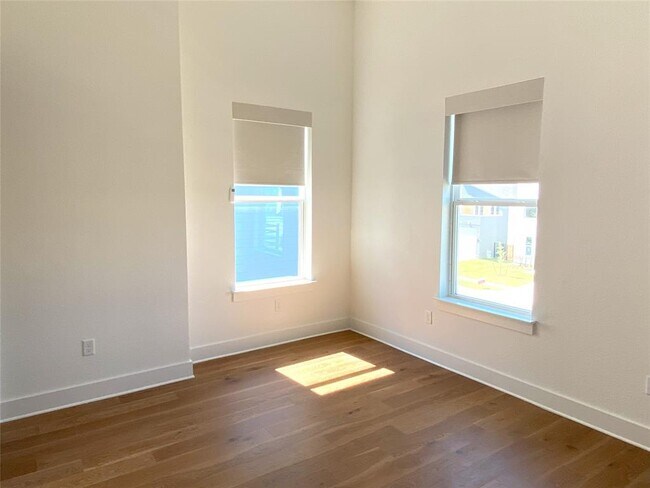 Building Photo - 6117 Sendero Hills Pkwy
