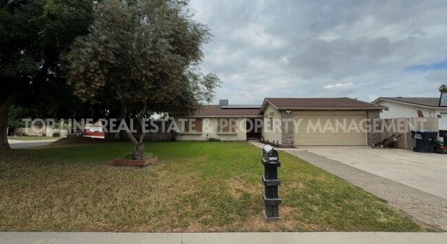 Building Photo - Coming Soon!  Home For Rent with pool. Tenant occupied. Please do not disturb tenants.