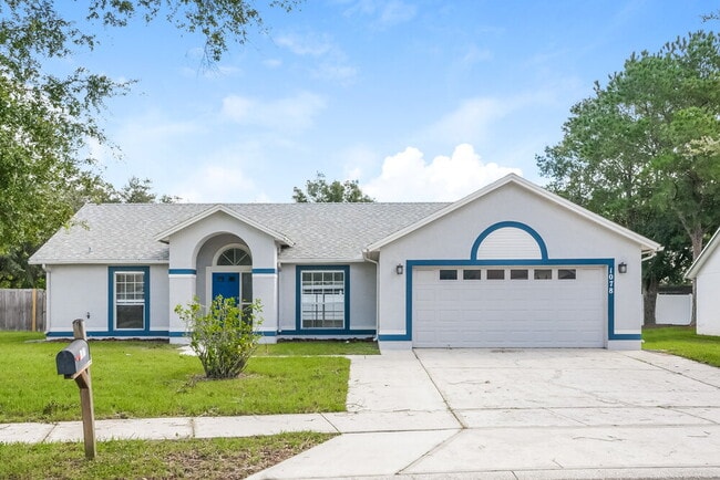 Building Photo - 1078 Providence Ln