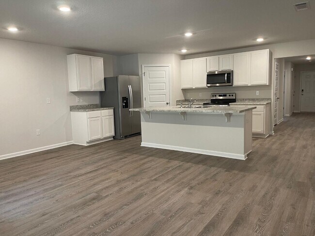 Building Photo - 6461 Slabinski Ln