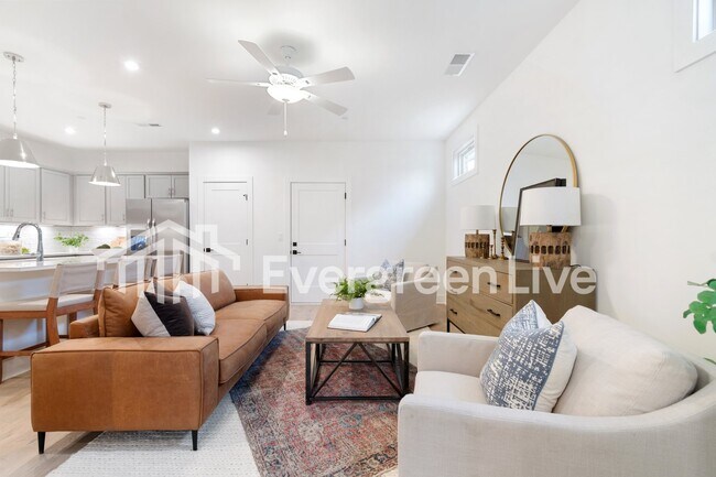 Building Photo - 129 Leggo Ave