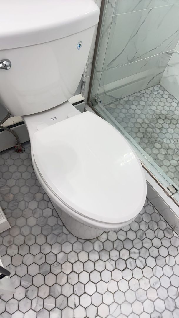 Building Photo - 3 BR 2 BA House