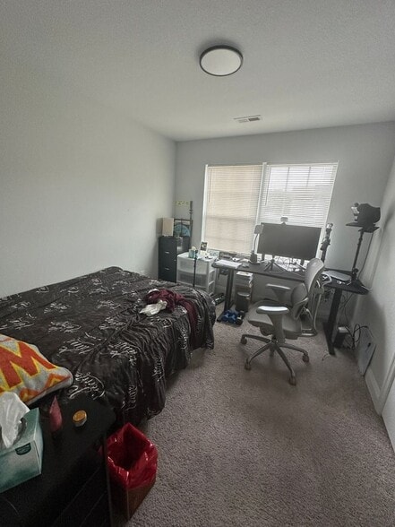 Building Photo - 251 Chapel St