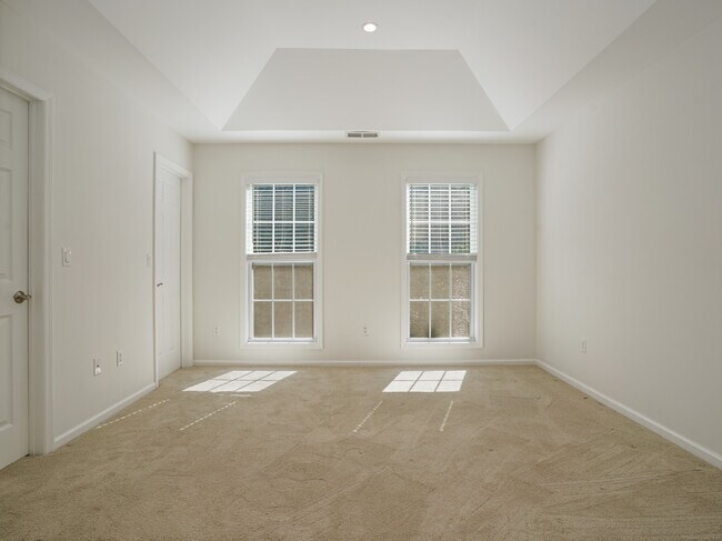 Building Photo - 16 Warrington Round