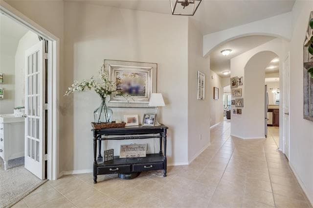 Building Photo - 3104 Oakcrest Dr