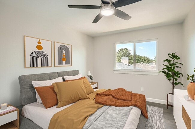 Building Photo - Charming Prestonwood home with peaceful backyard oasis