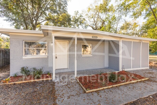 Primary Photo - 1586 W 36th St