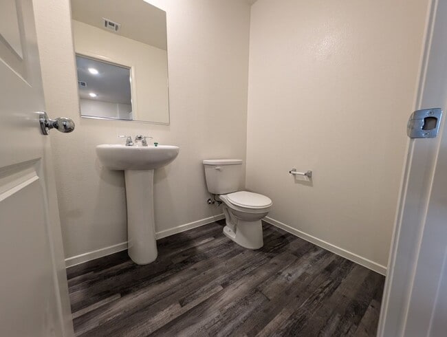 Building Photo - 4935 Olive Mesa Ave