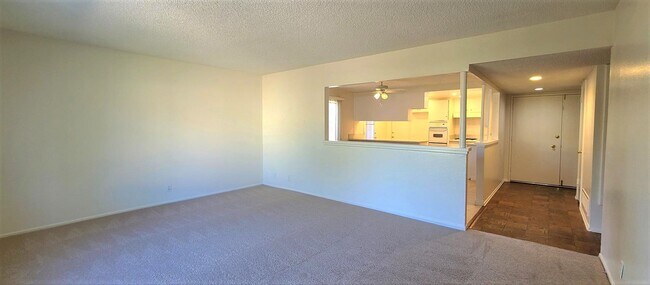 Building Photo - Single Family Home - 4 Bedrooms + 2 Baths....