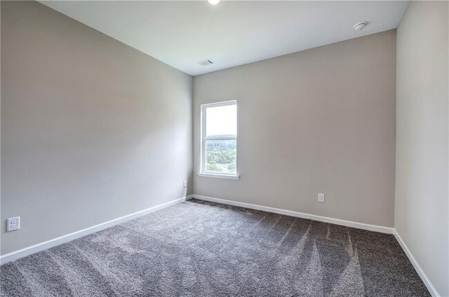 Building Photo - 266 Eva Wy